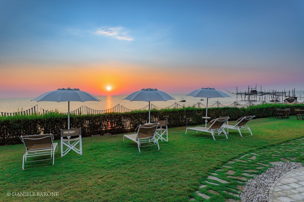 Baia Delphis Resort 52/59
