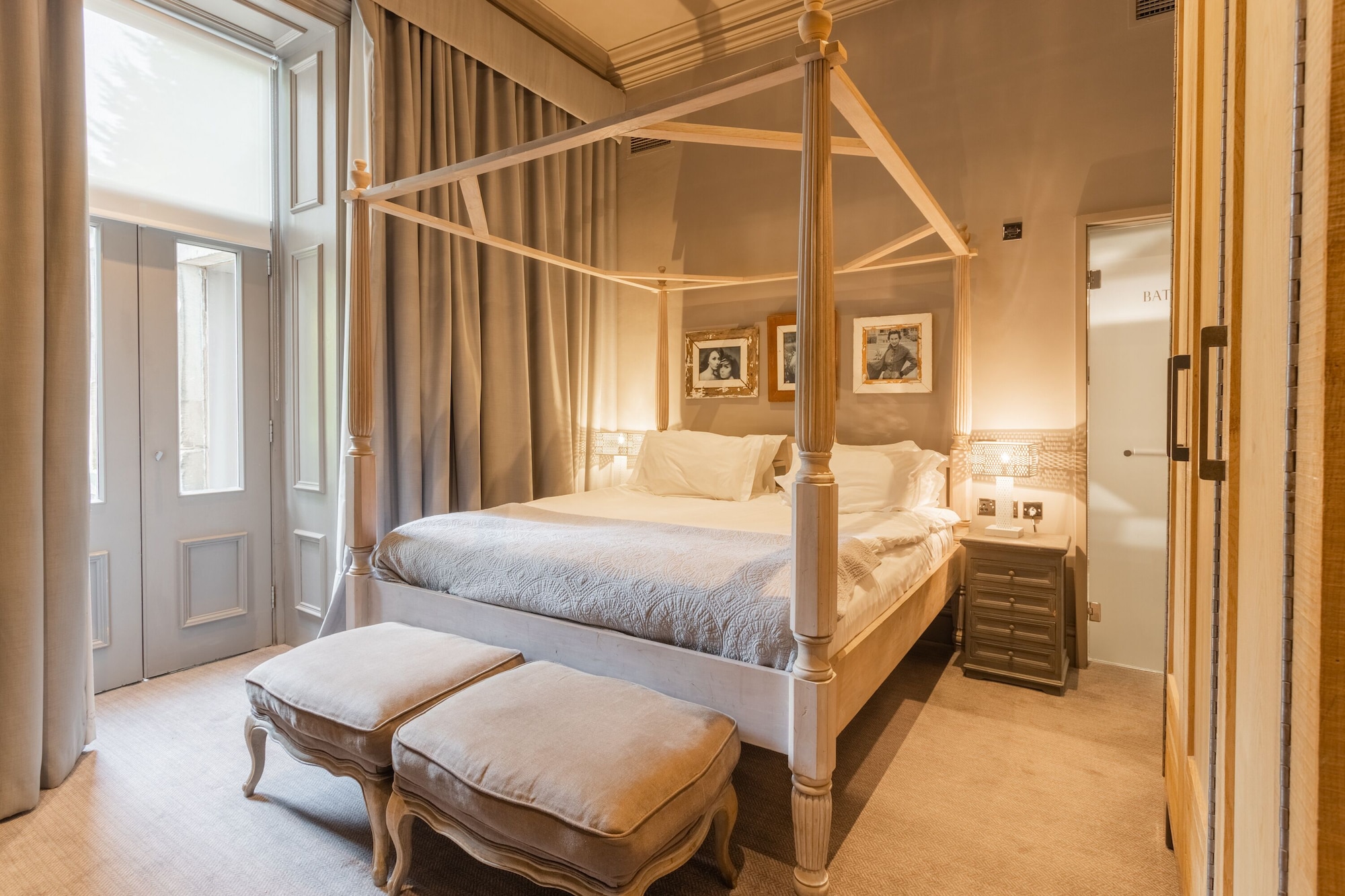 LUXURY, DOUBLE BED