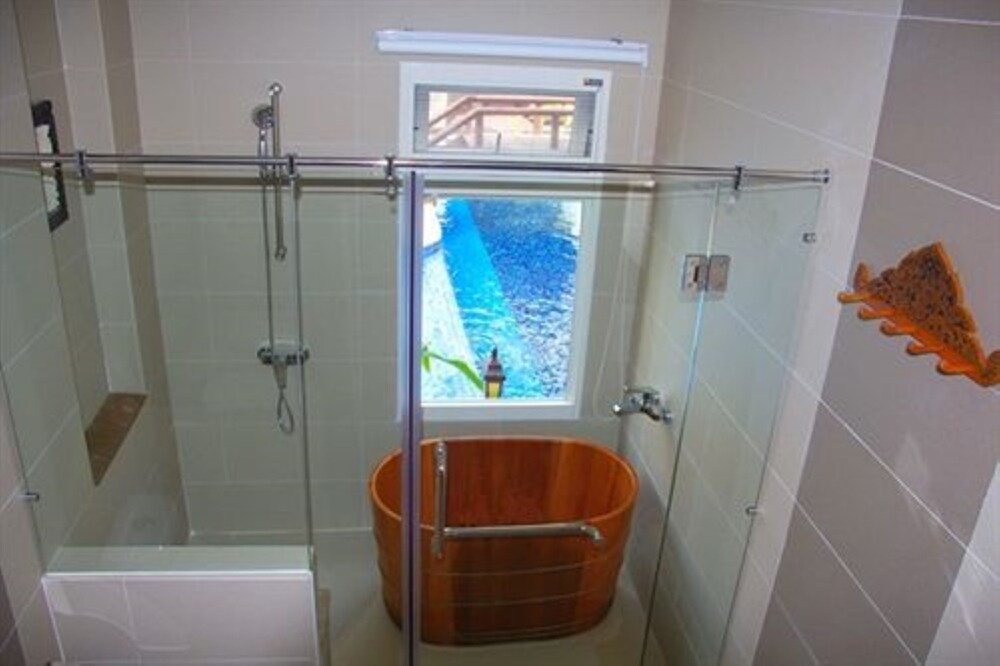 Bali Resort & Apartment 30/67