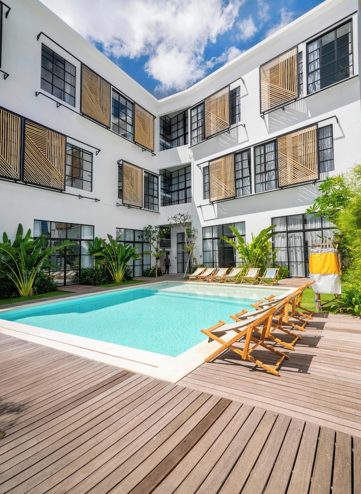 Tropicana Loft Managed by CPM Bali 45/50