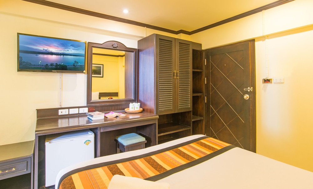 Krabi City Seaview Hotel 22/50