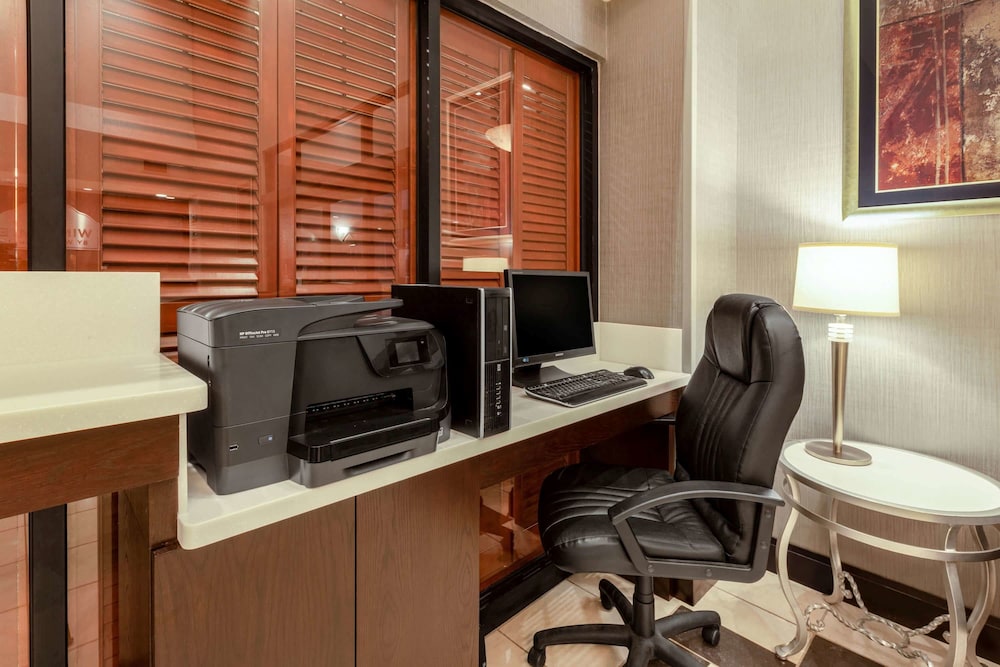 Wingate by Wyndham Erie 43/53