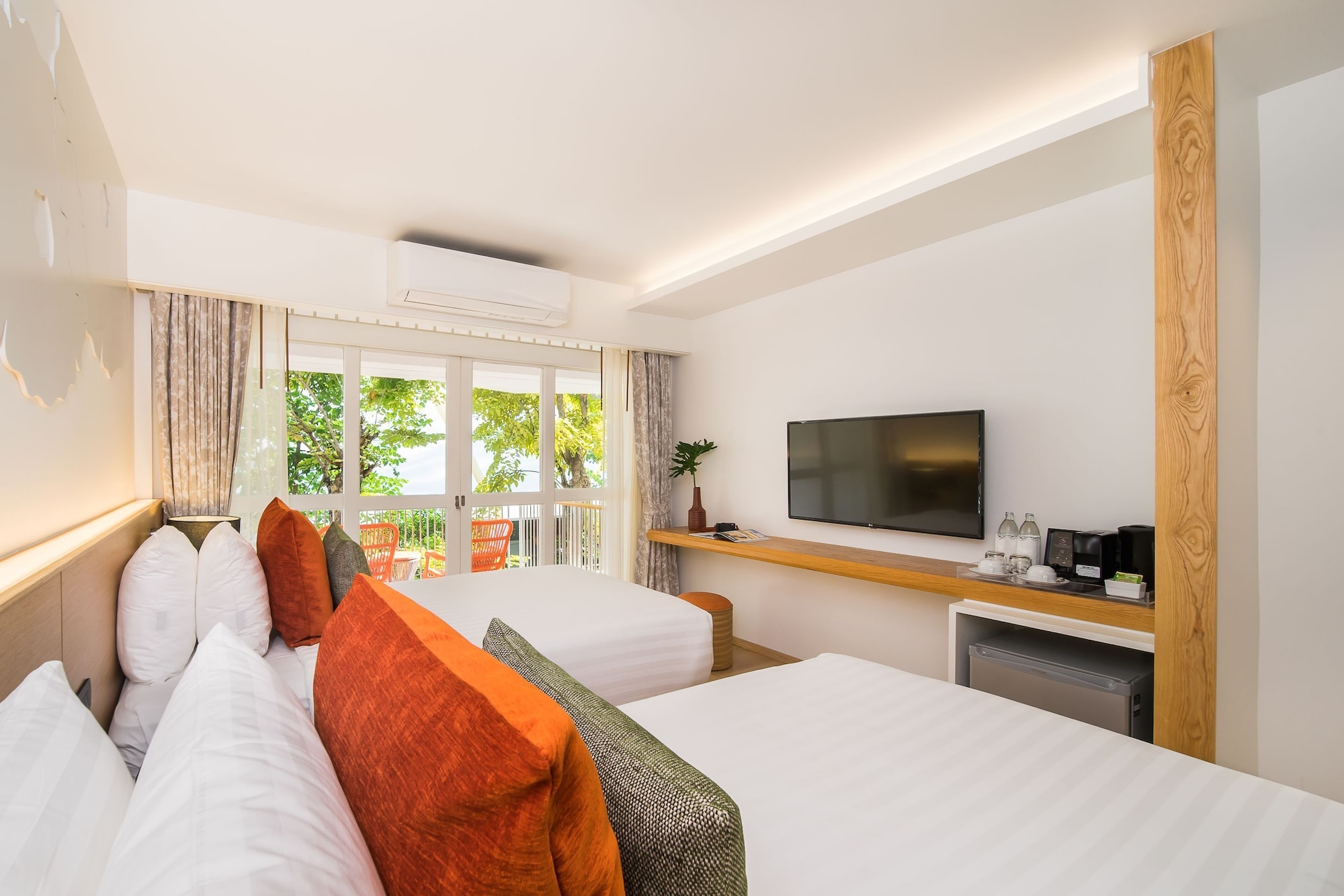 Deluxe Twin Room