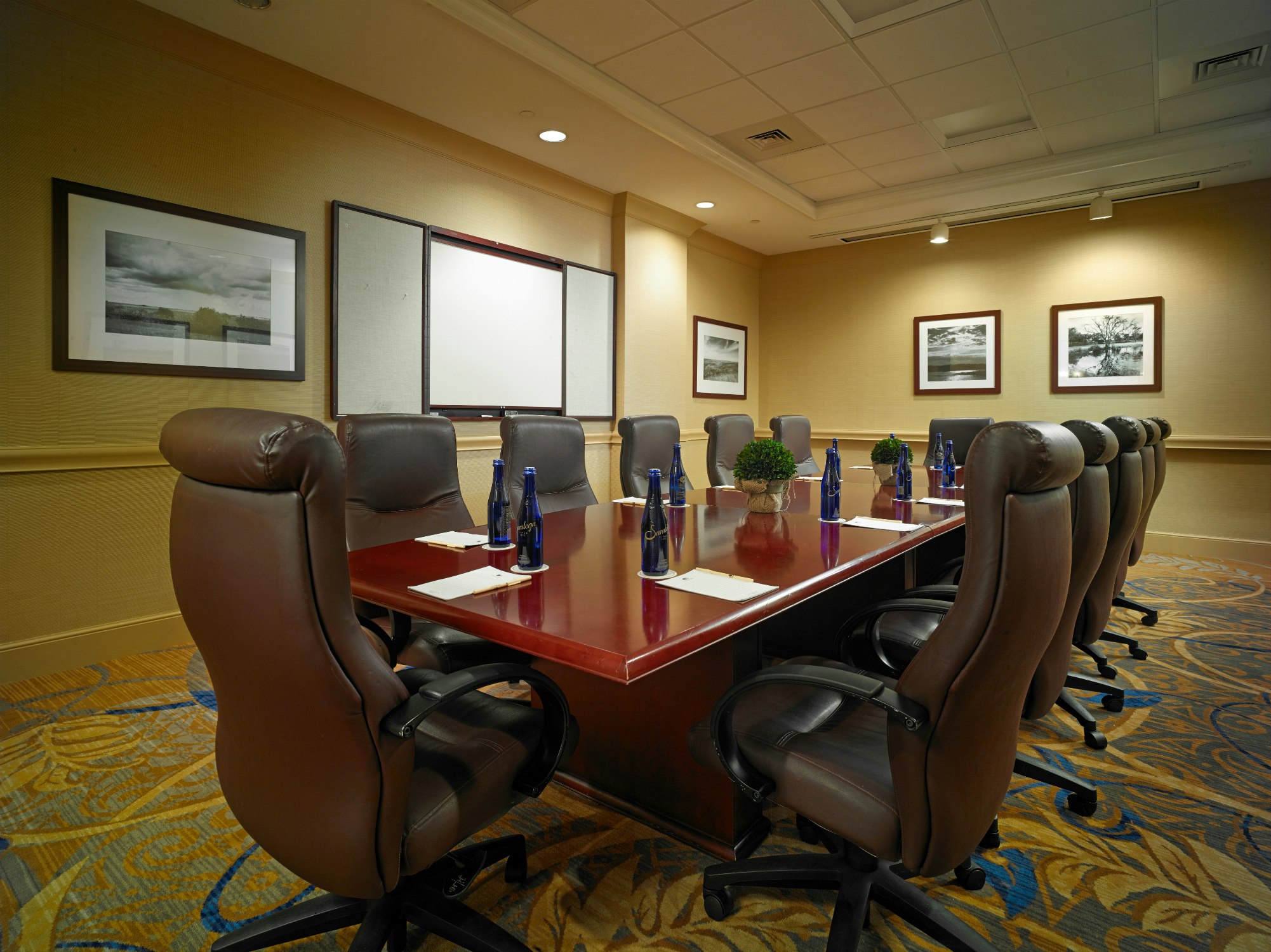 Doubletree By Hilton Sunrise Sawgrass Mills 21/26