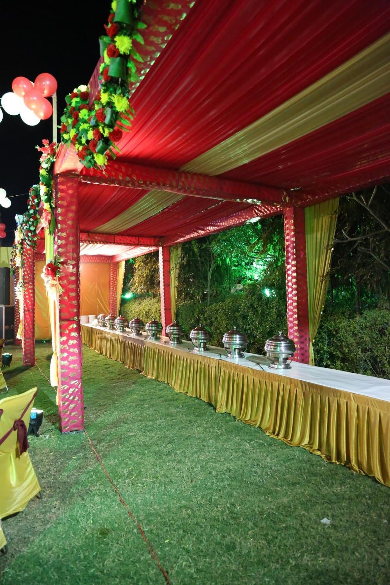 HOTEL GANPATI PALACE 33/39