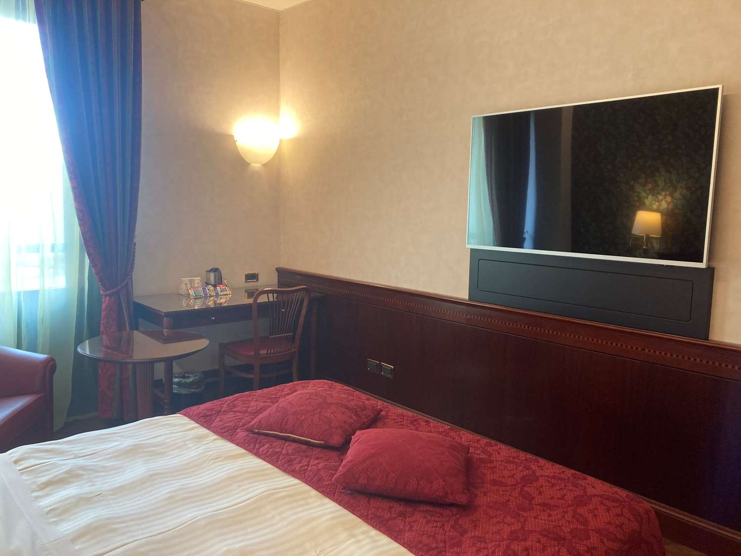 غرفة بسرير كوين، Antares Hotel Concorde 2/3