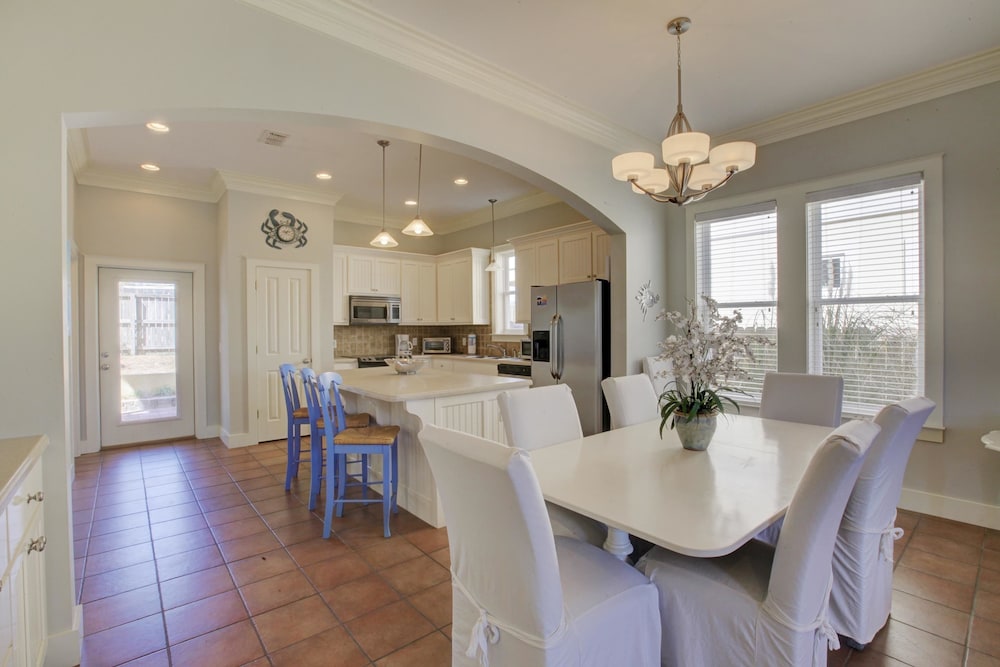 La Valencia Villa By Panhandle Getaways 31/50