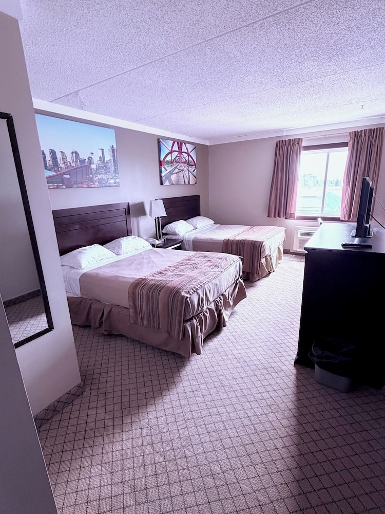 Airport Travellers Inn 18/51