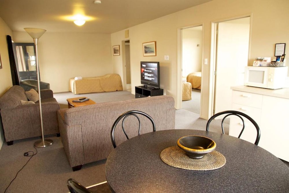 Fitzherbert Court Motel 23/32