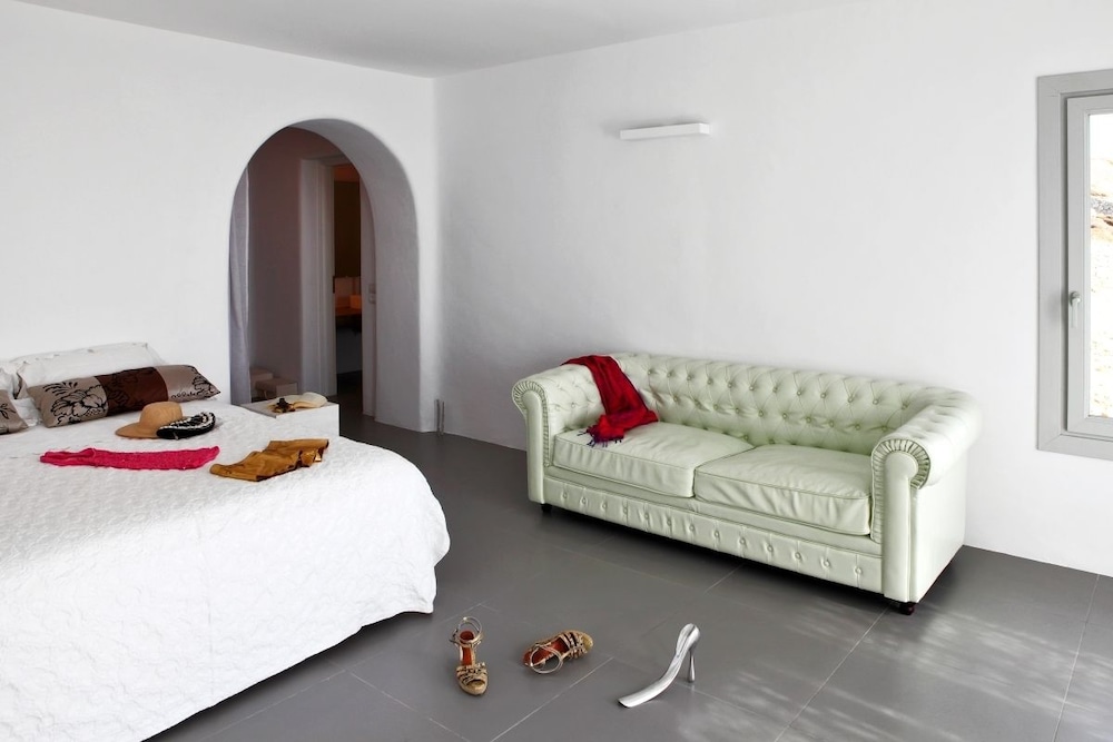 Villa Delucien 6/52