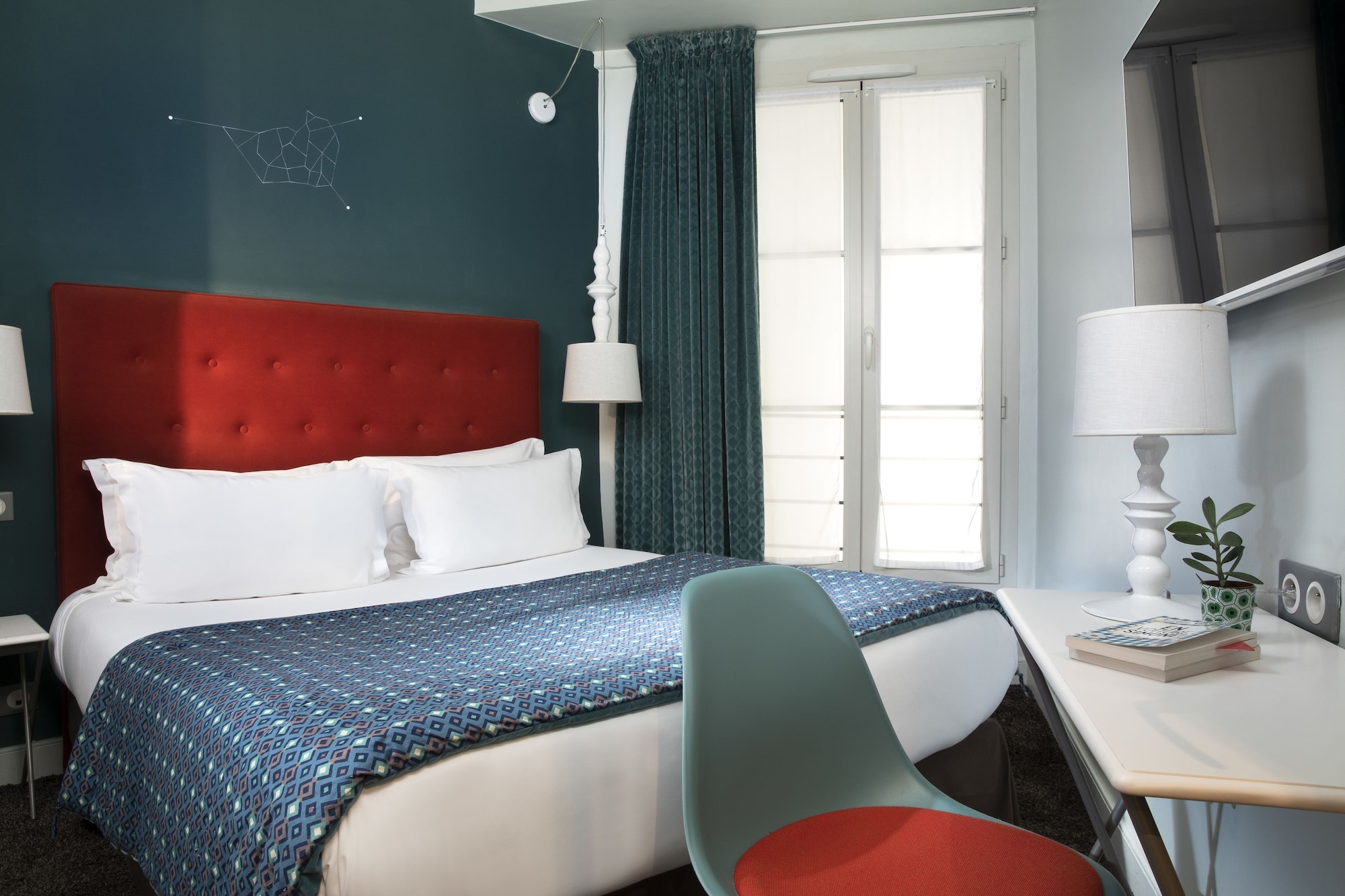 CLASSIC, DOUBLE BED