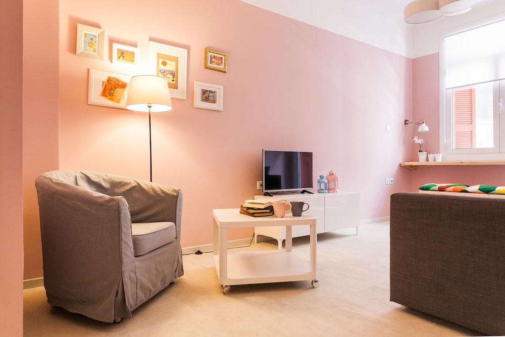 Karitsi Place 33/50