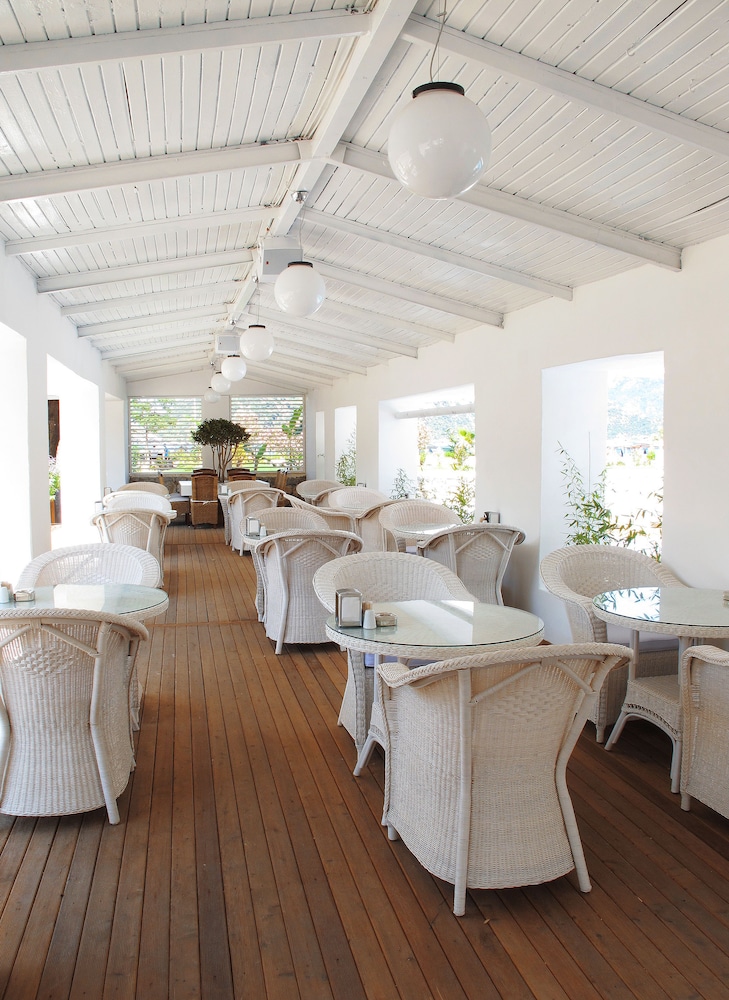 Casa Blanca Beach - Adults Only 10/22