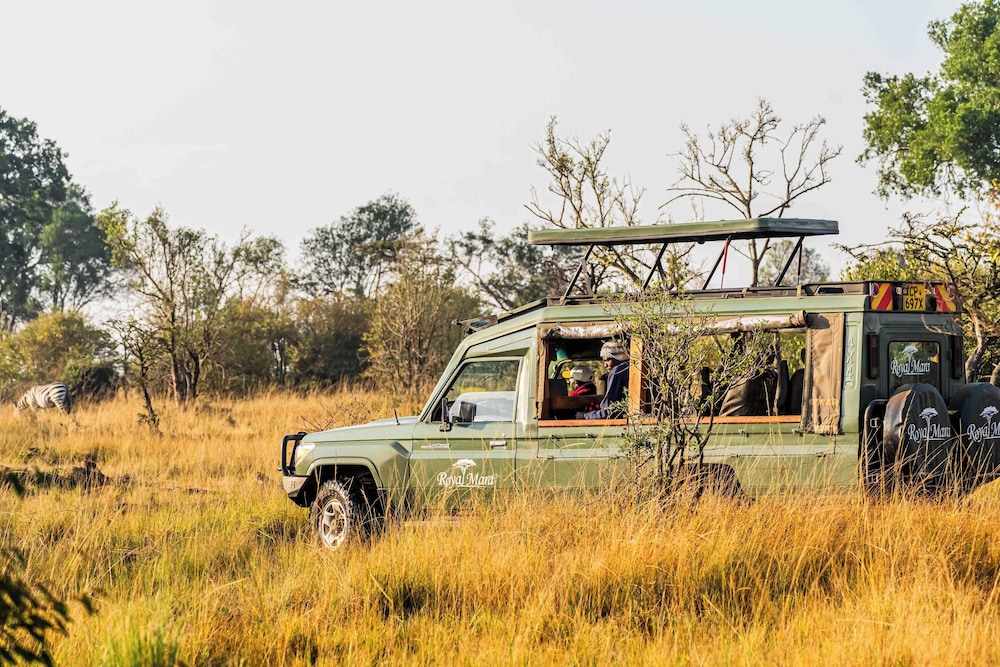 ROYAL MARA SAFARI LODGE 22/33