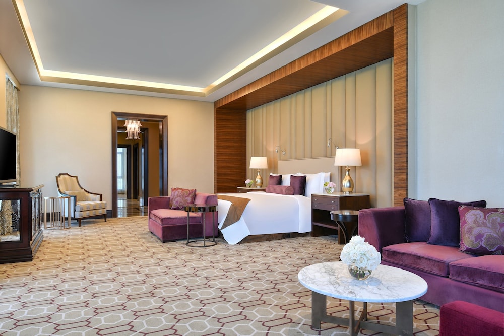 The St. Regis Doha 42/75