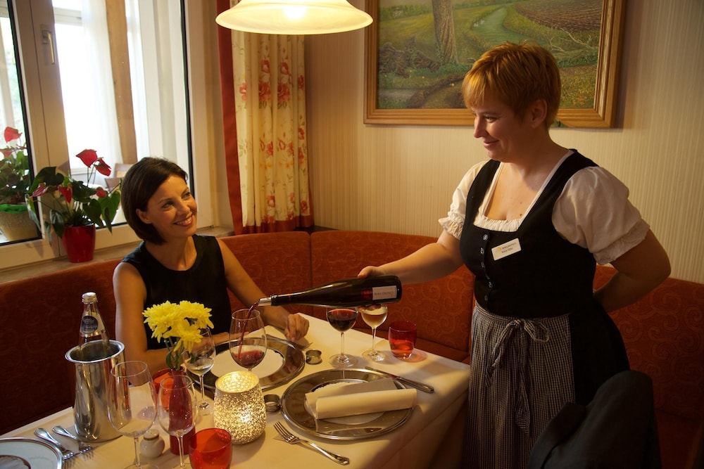 Ringhotel Zum Stein Worlitz 36/50