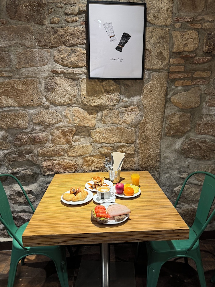Hostal Fernando 39/55