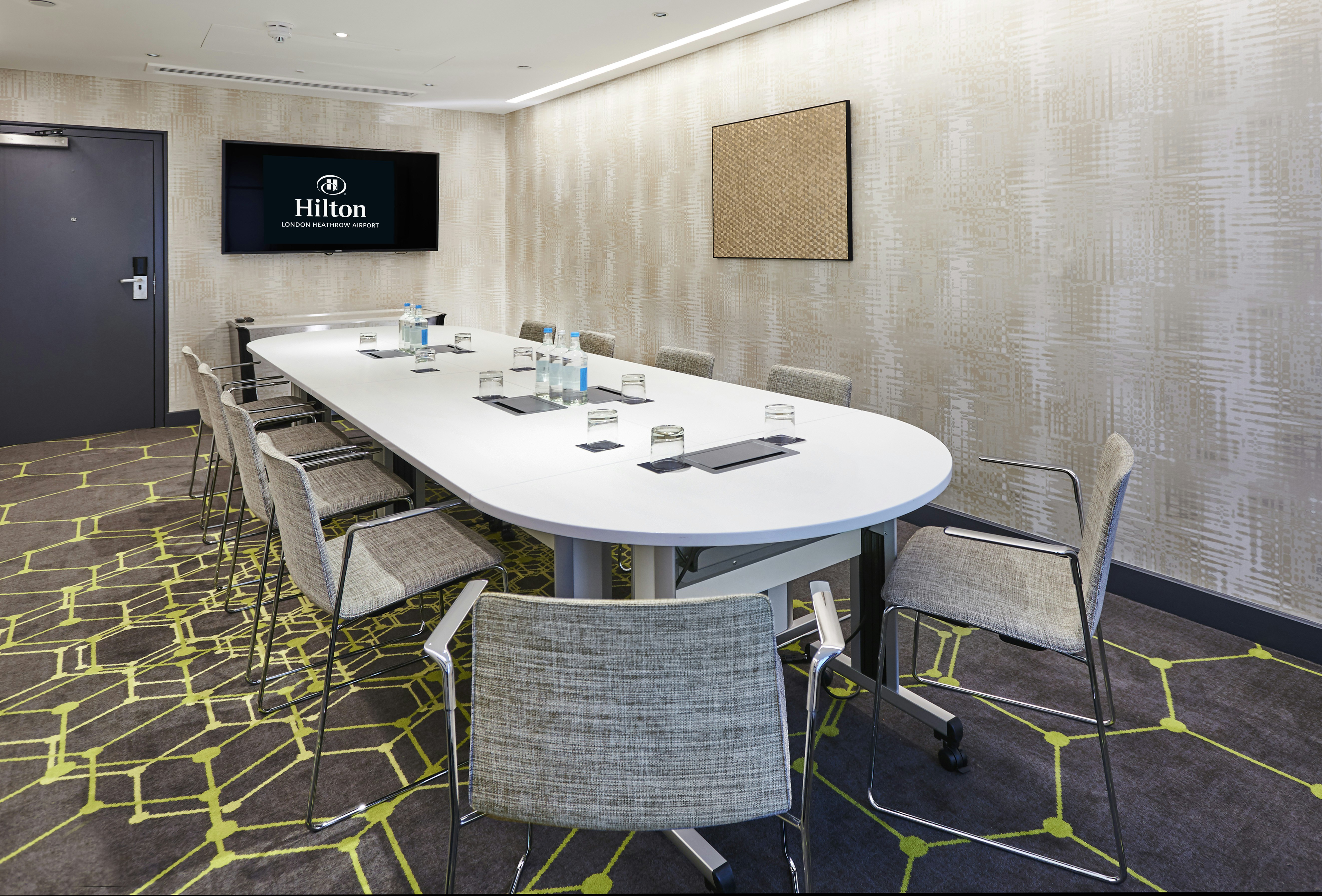 Hilton London Heathrow Airport 75/81