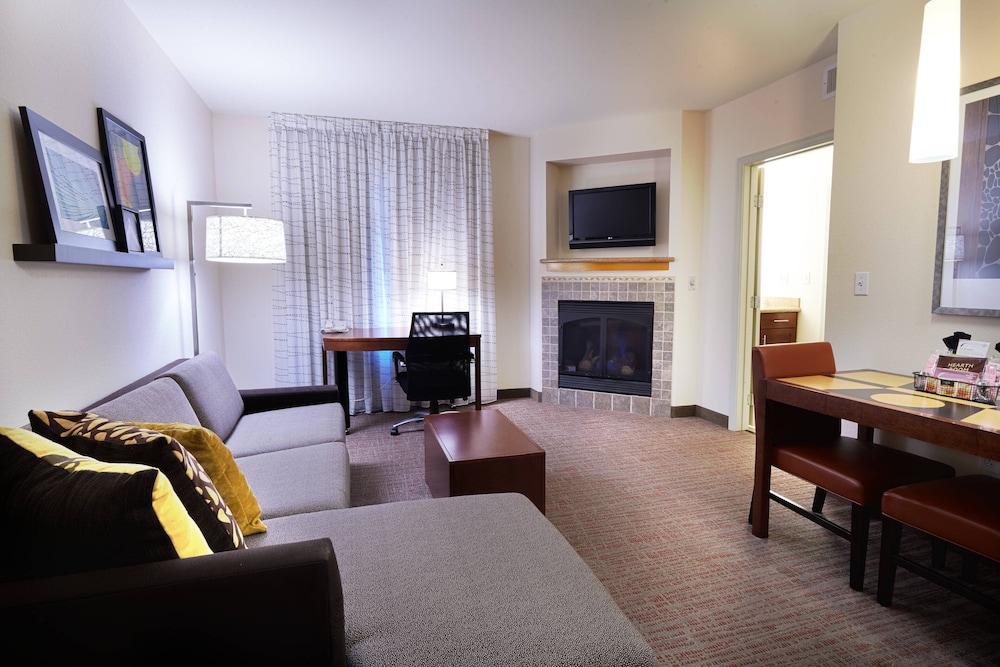Residence Inn Lafayette Airport 8/19