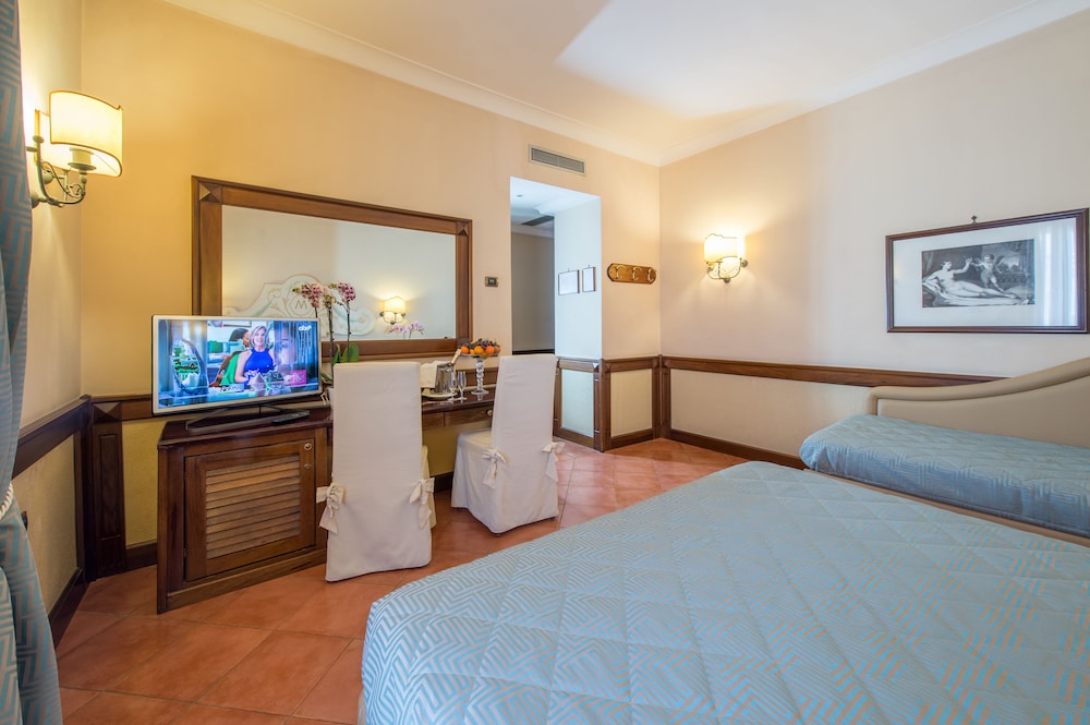 Hotel Michelangelo 18/76