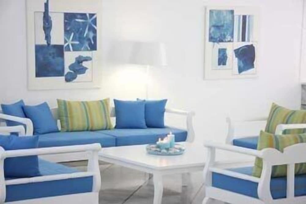 Narges Hotel 30/50