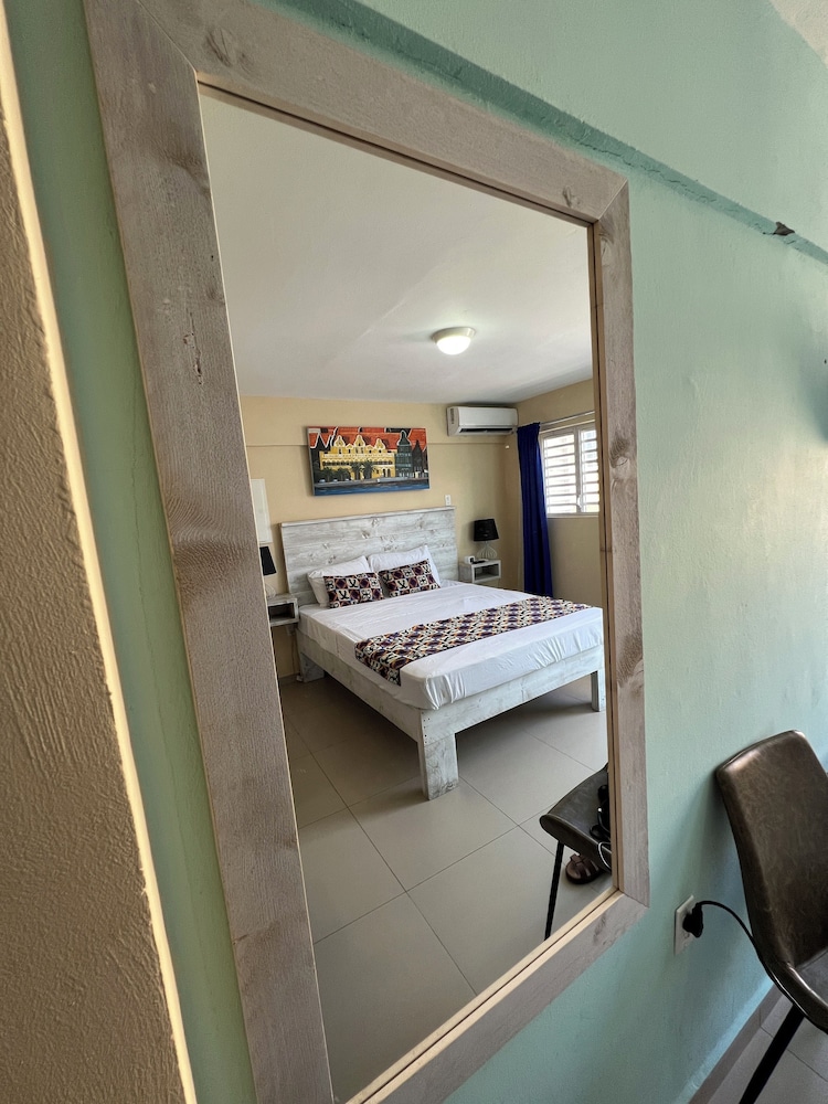 Mustique Suites Curacao 22/50