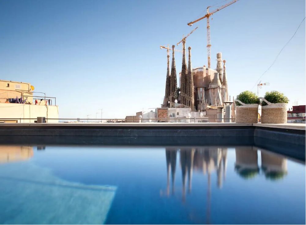 Enjoybcn Gaudi Apartments 37/50