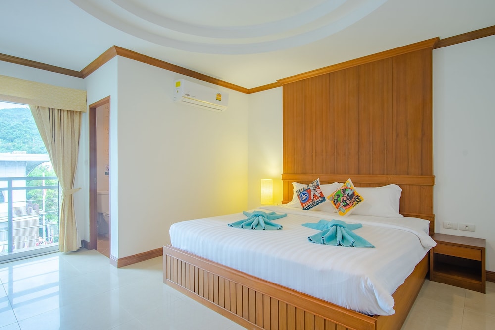Pipikuku Hotel and Restaurant (ex. MVC Patong House) 11/30