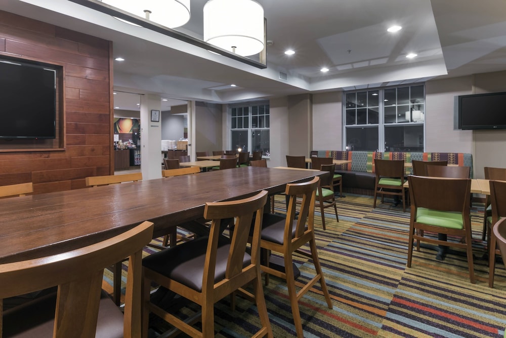 Fairfield Inn Kansas City Downtown Union Hill By Marriott 33/40