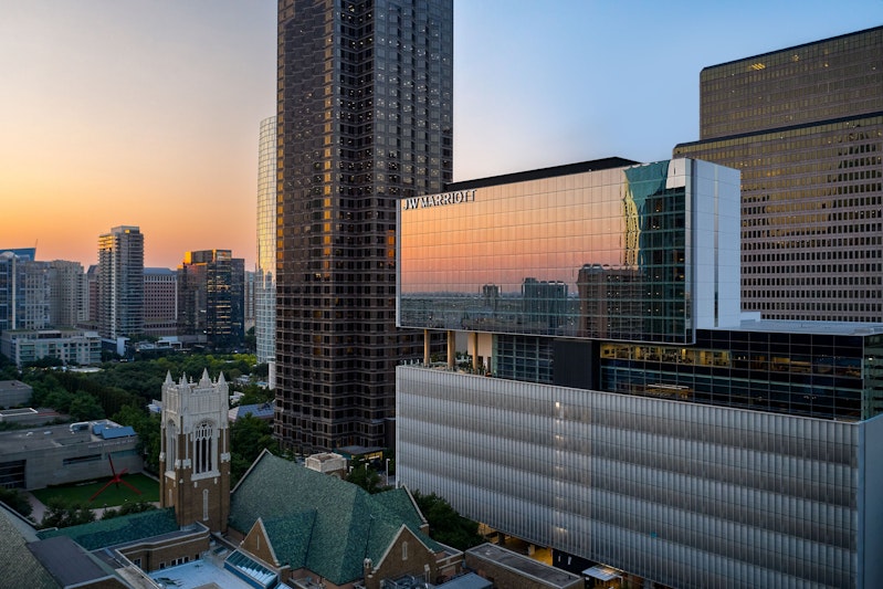 JW Marriott Dallas Arts District 1/2
