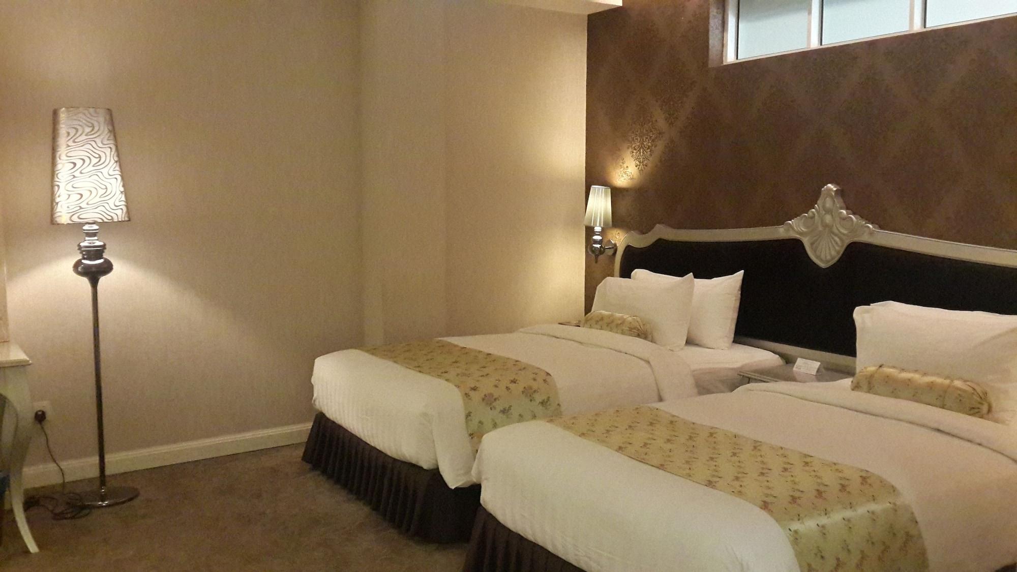 RC Hotel 18/34