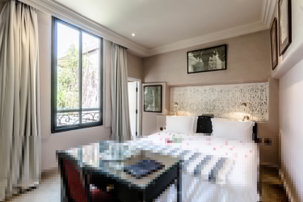 Riad Hasna Espi 26/72