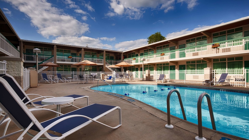 SureStay Plus Hotel By Best Western Brandywine Valley 1/37