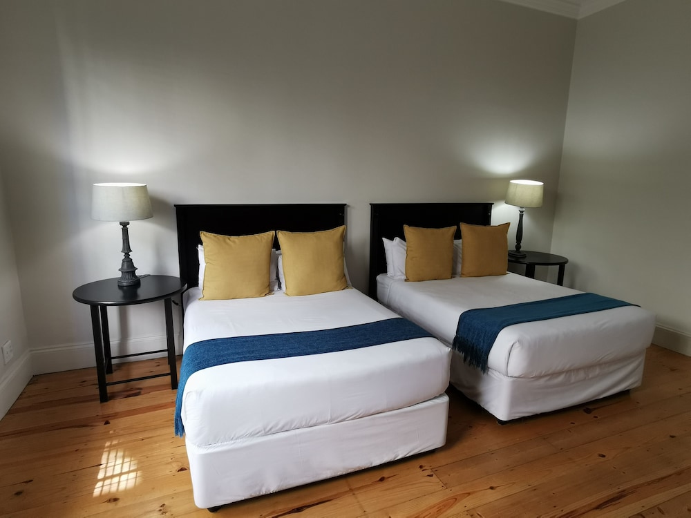 Madeline Grove Bed and Breakfast 12/48