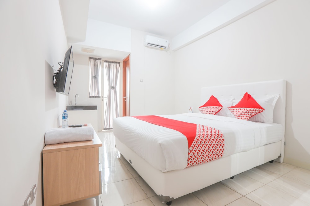 OYO 498 Green Lake View Ciputat 31/65