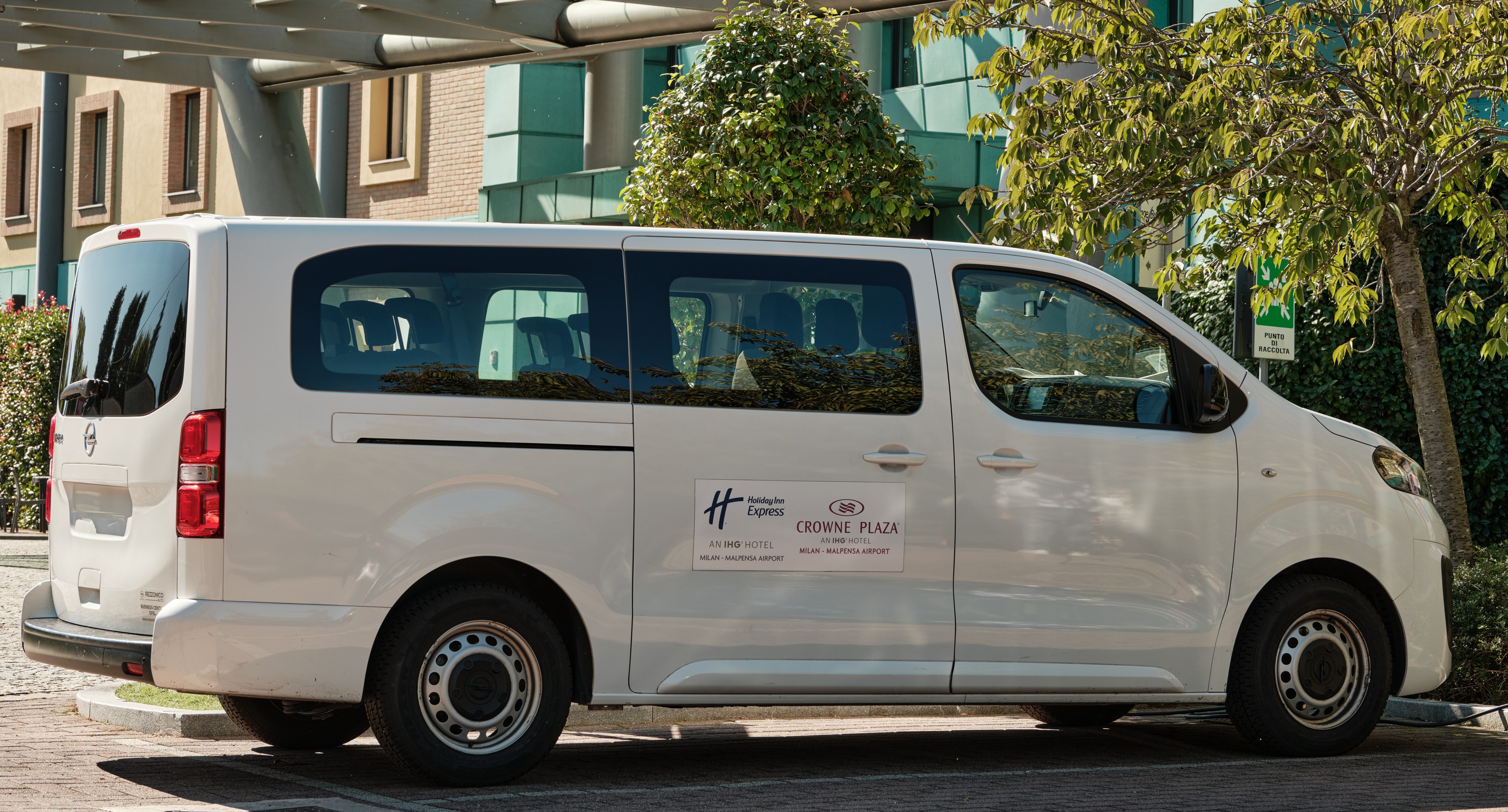 Holiday Inn Express Milan Malpensa Airport Hotel 63/71