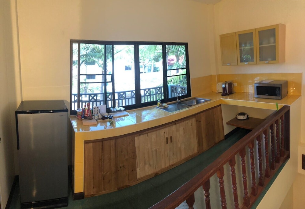 Dolphin Bay Resort 46/69