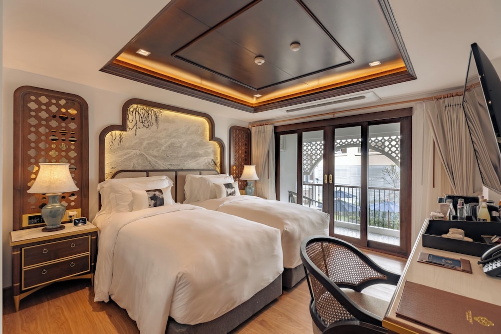 غرفة ديلوكس بسريرين منفصلين بشرفة، CHINO at Nimman Luxury Boutique Hotel 3/5