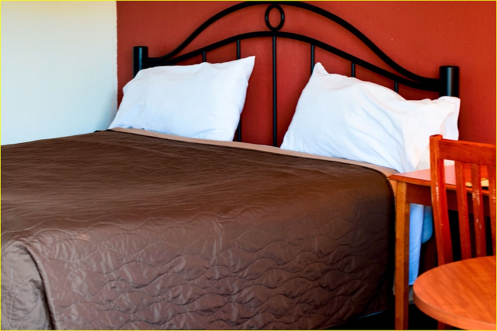 Stay Inn and Suites 37/76