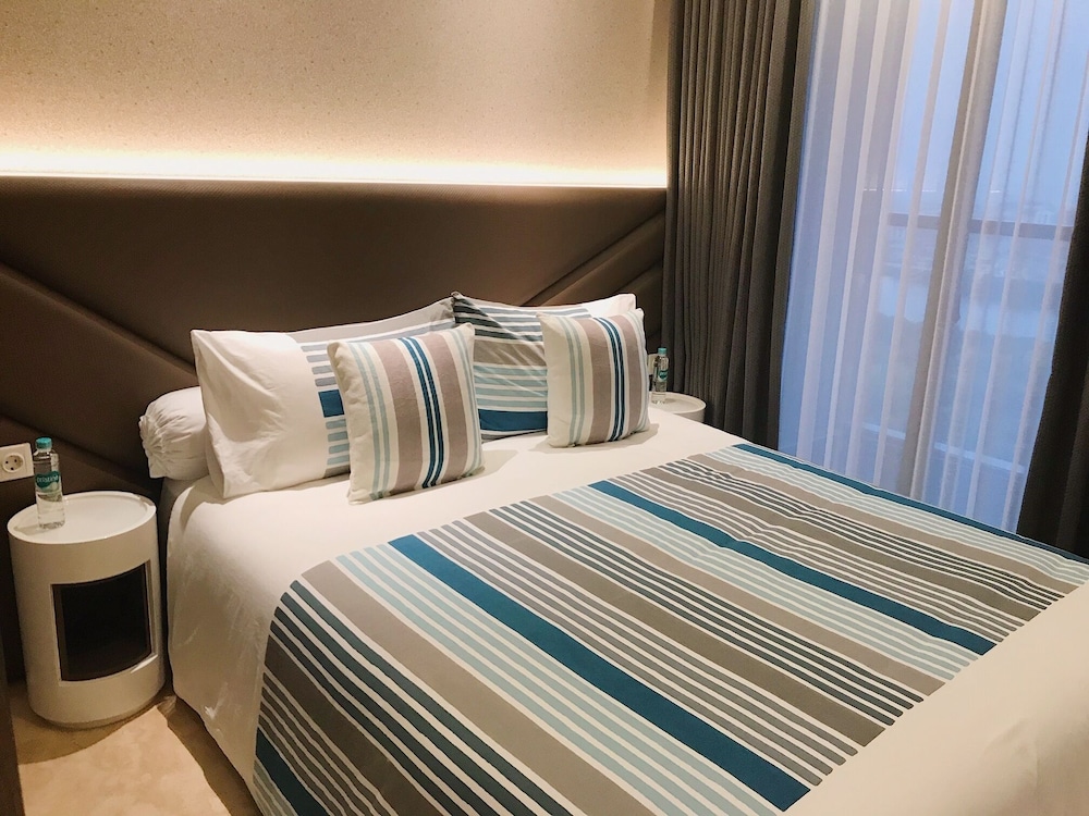 Gold Coast PIK Sea View Apartments by LongeStay 20/58