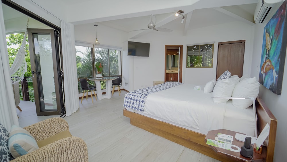 Tulemar Resort 34/77