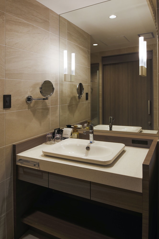 Hotel Code Shinsaibashi 35/40