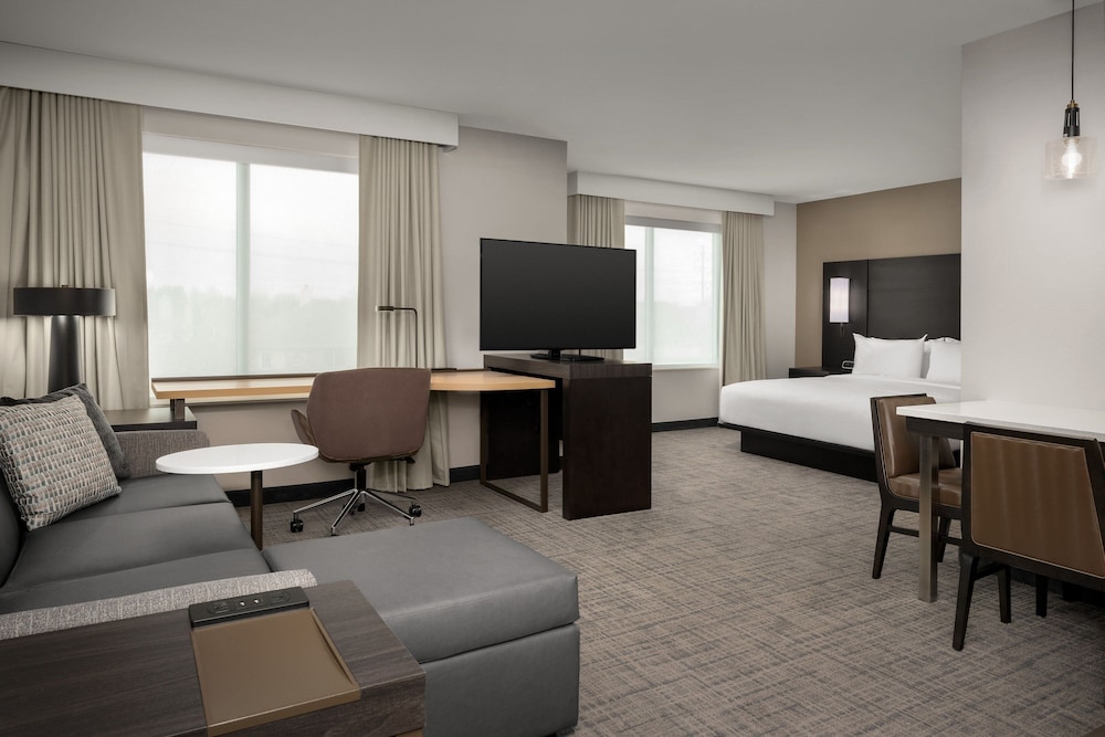 Residence Inn by Marriott Dallas Grand Prairie 16/35