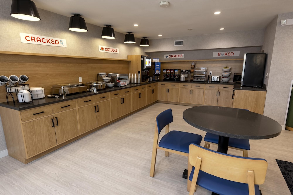Sonesta ES Suites Lafayette Airport 37/56