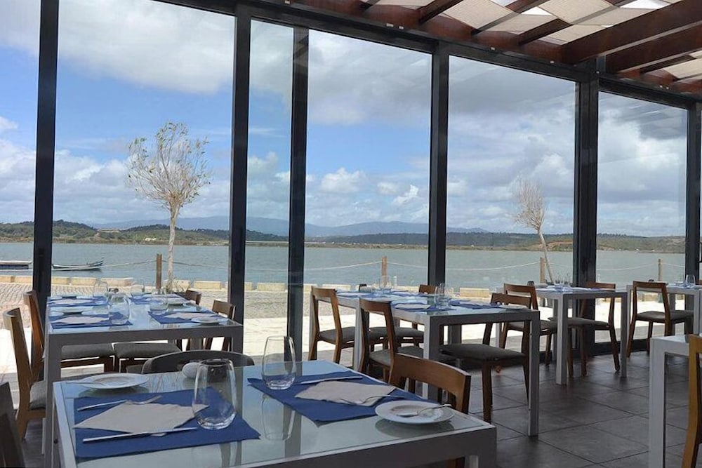 Agua Hotels Riverside 33/49