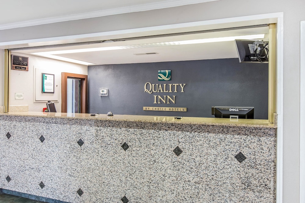 Quality Inn Homewood Birmingham I-65 8/34