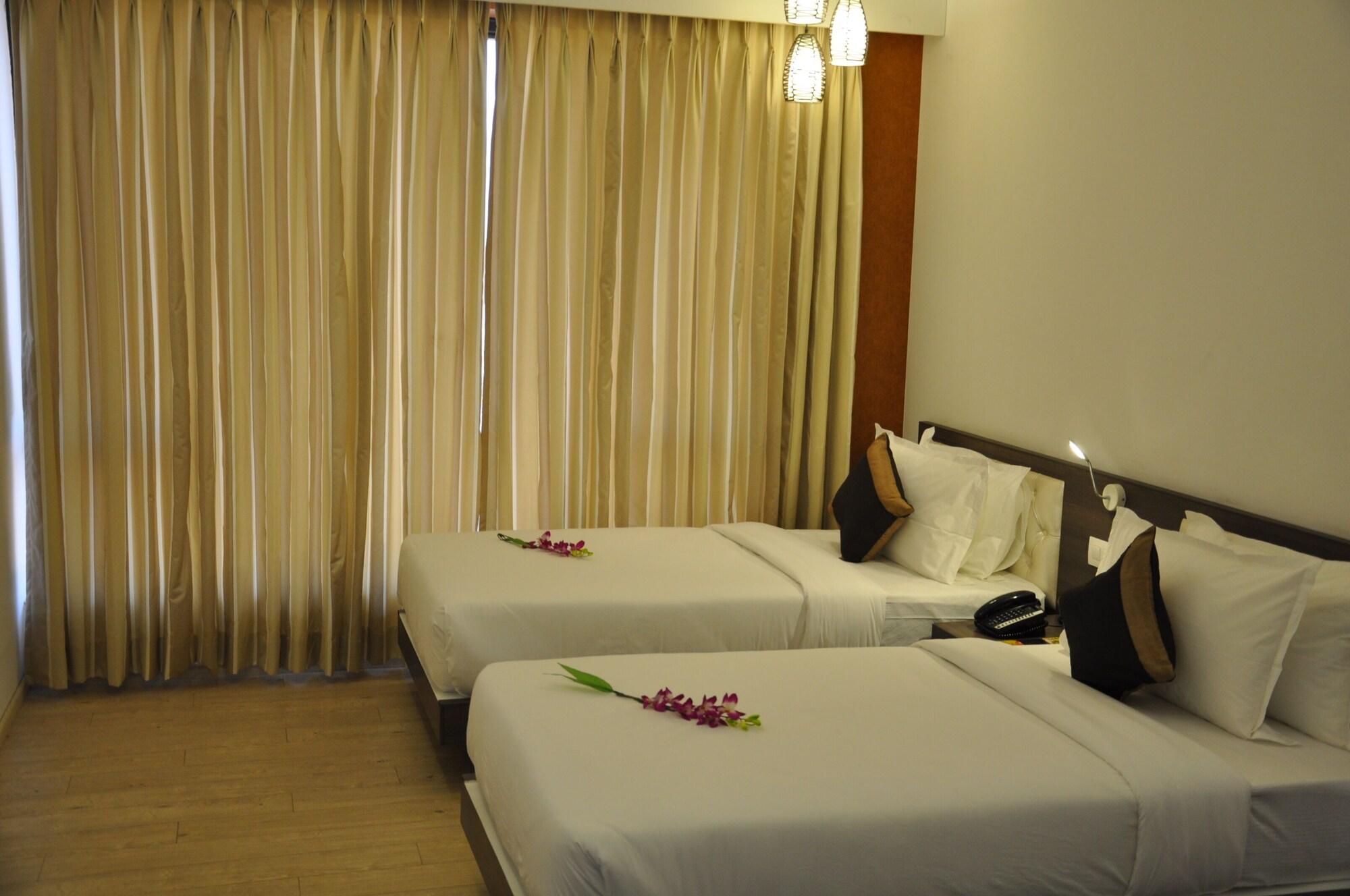 Pride Biznotel Manjusar (ex Mango Hotels Tansha Regal) 15/50