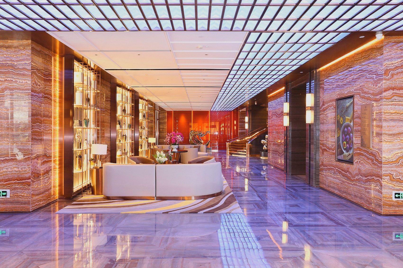 Regency Apartment Hotel 8/40