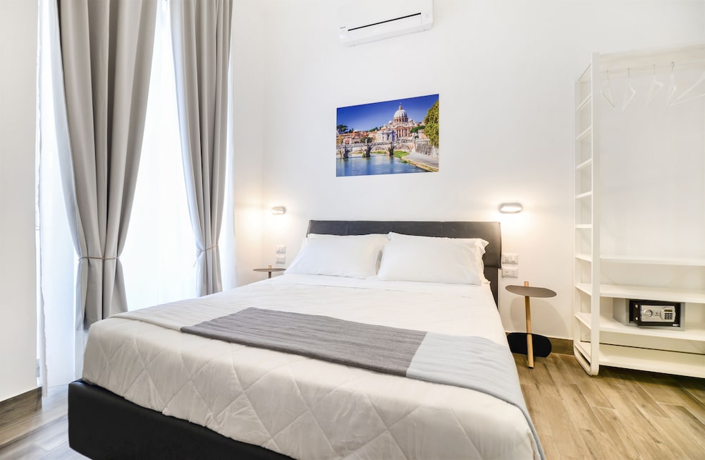 Clementi 18 Suites Rome 3/28
