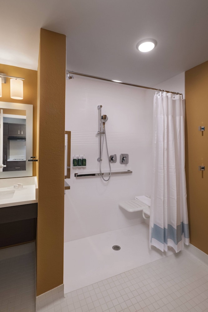 TownePlace Suites by Marriott Naples 23/44